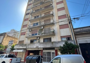 47 E/ 2 Y 3 DEPARTAMENTO DE 2 DORMITORIOS EN VENTA - ZONA FACULTADES