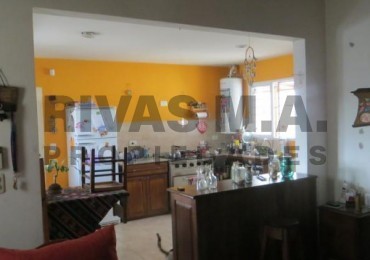 423 bis e/ 17 y 18 casa en venta