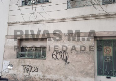 43 E/ 13 Y 14 - CASA SOBRE LOTE DE 8 X 40 - IDEAL CONSTRUCTORA 